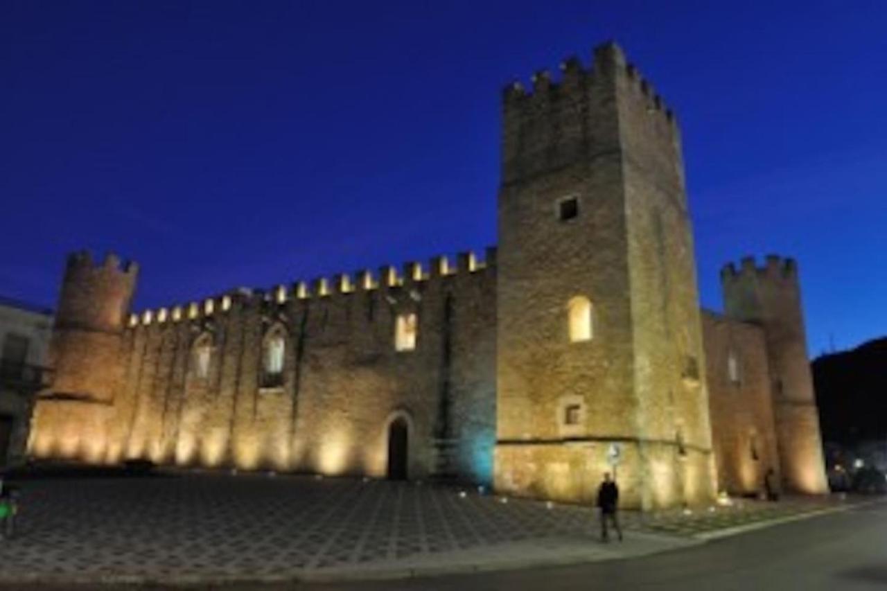 Alcamo Rooms Con Garage Privato Екстериор снимка
